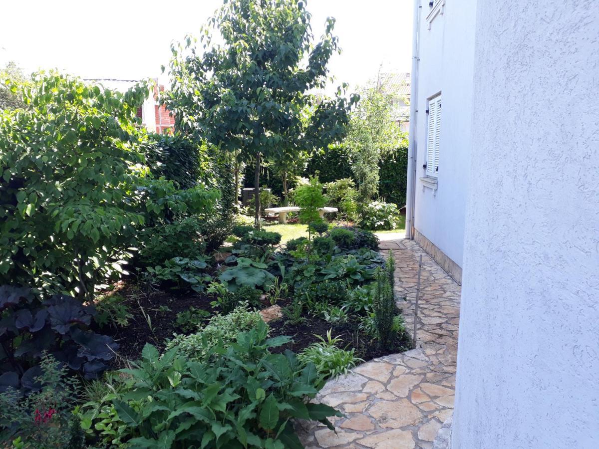 Apartman Igor Замбратия Екстериор снимка